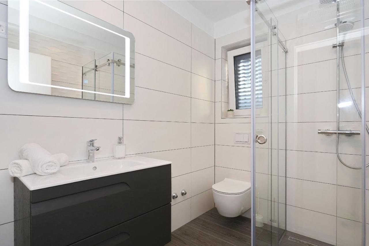 ביוגראד נה מורו Villa Ankora 2 With Heated Pool מראה חיצוני תמונה