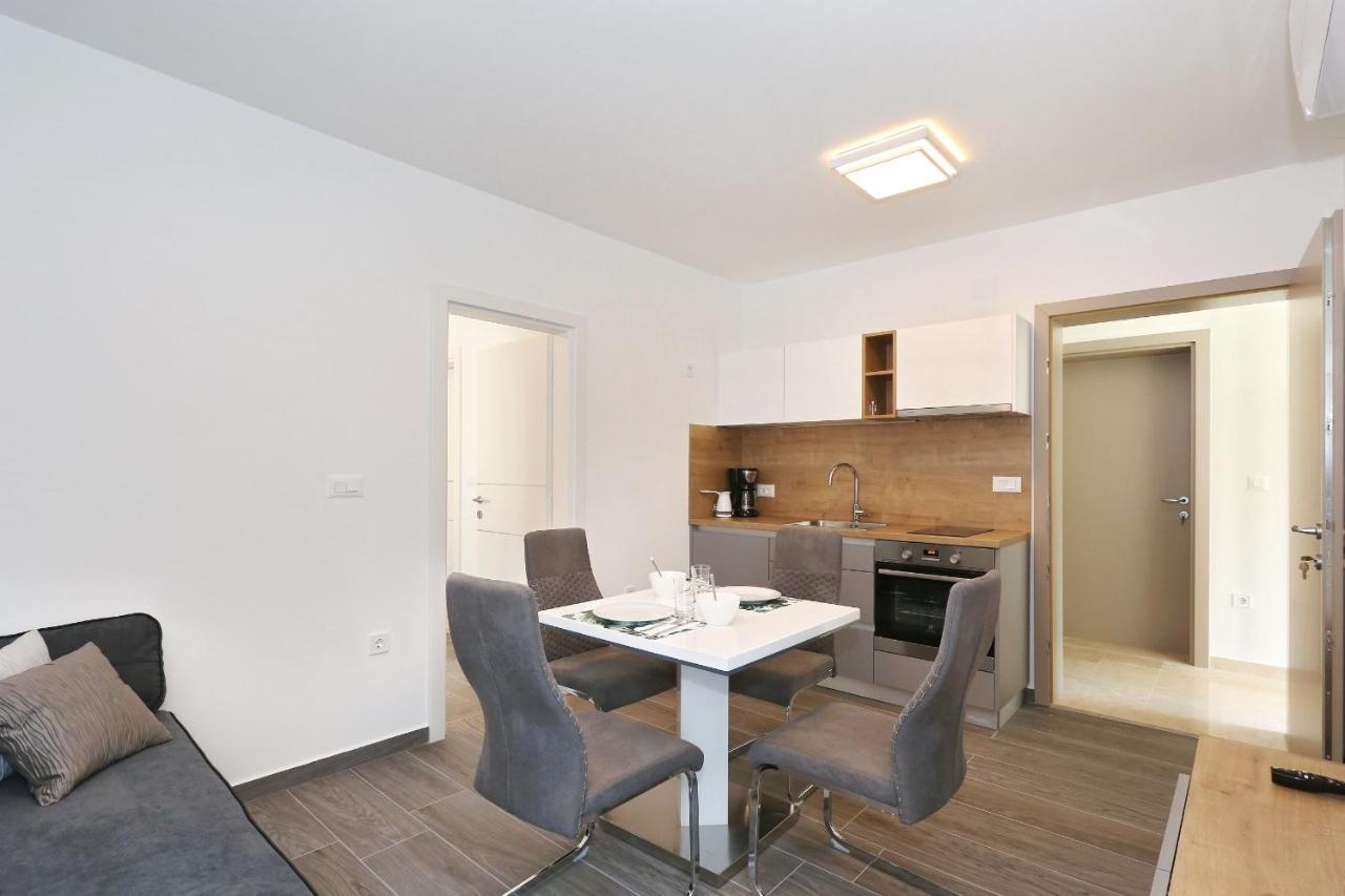 ביוגראד נה מורו Villa Ankora 2 With Heated Pool מראה חיצוני תמונה