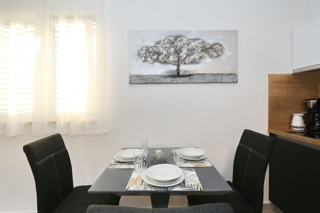 ביוגראד נה מורו Villa Ankora 2 With Heated Pool מראה חיצוני תמונה