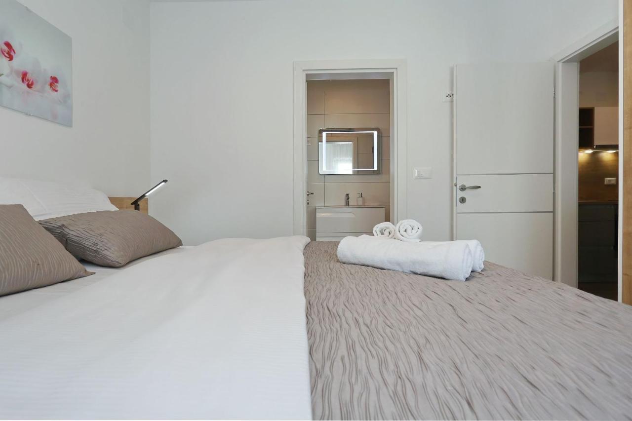ביוגראד נה מורו Villa Ankora 2 With Heated Pool מראה חיצוני תמונה