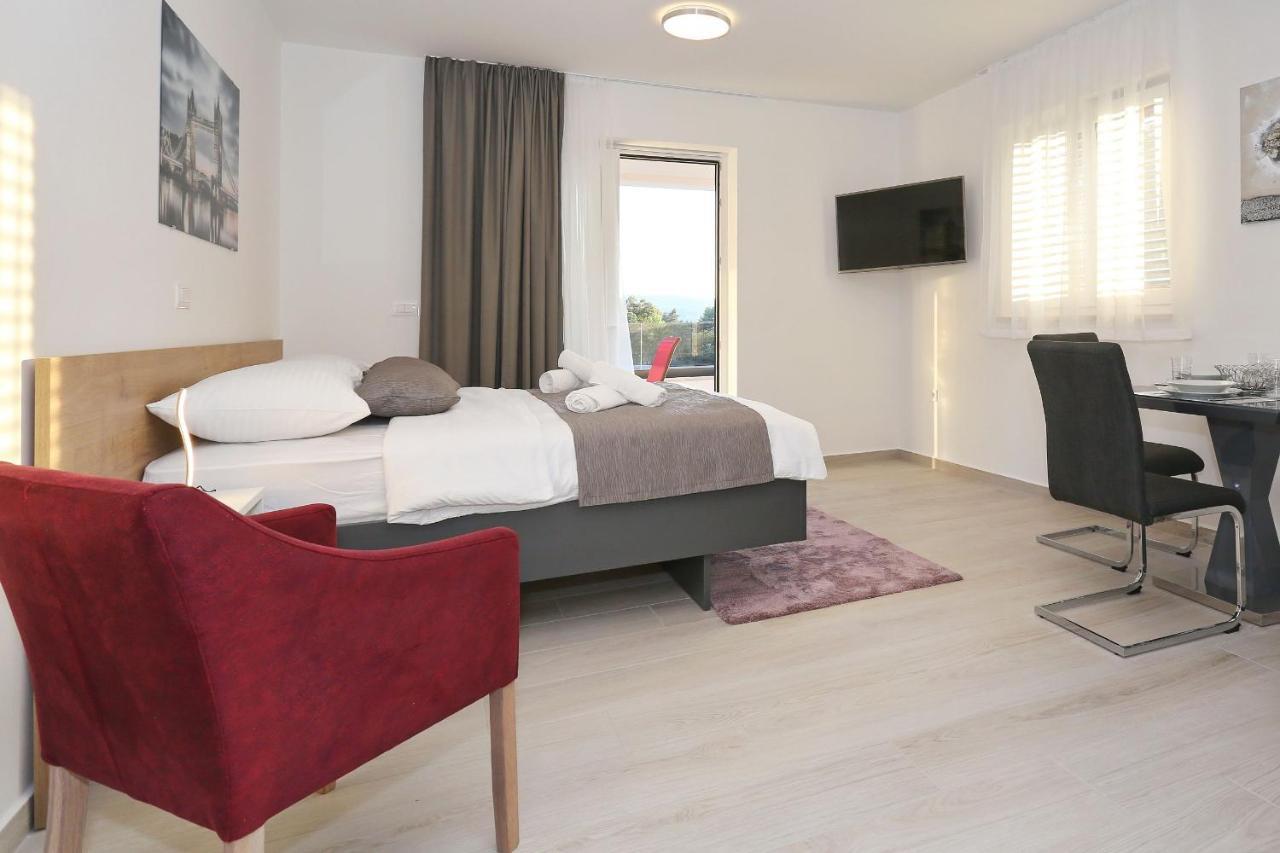 ביוגראד נה מורו Villa Ankora 2 With Heated Pool מראה חיצוני תמונה