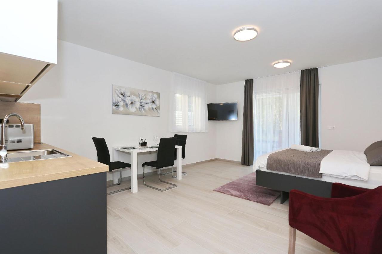 ביוגראד נה מורו Villa Ankora 2 With Heated Pool מראה חיצוני תמונה