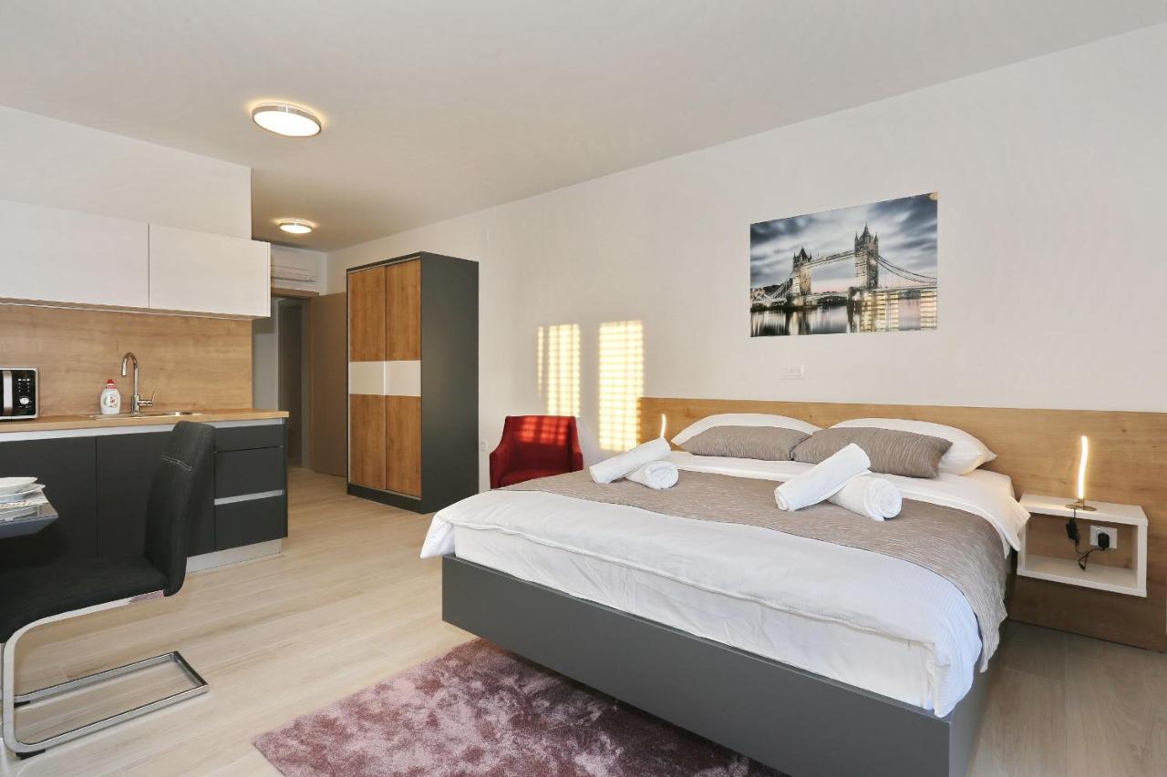 ביוגראד נה מורו Villa Ankora 2 With Heated Pool מראה חיצוני תמונה