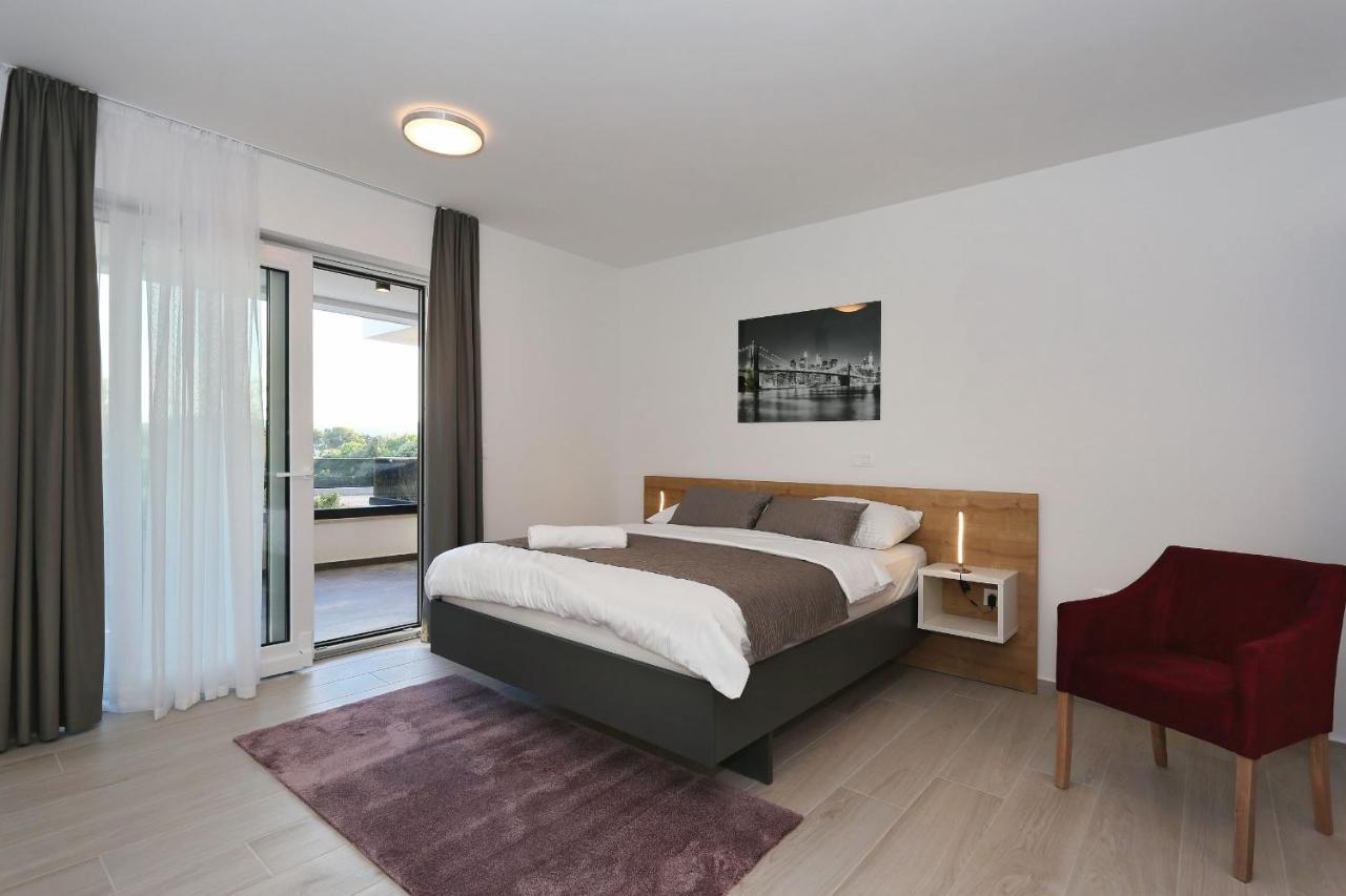 ביוגראד נה מורו Villa Ankora 2 With Heated Pool מראה חיצוני תמונה