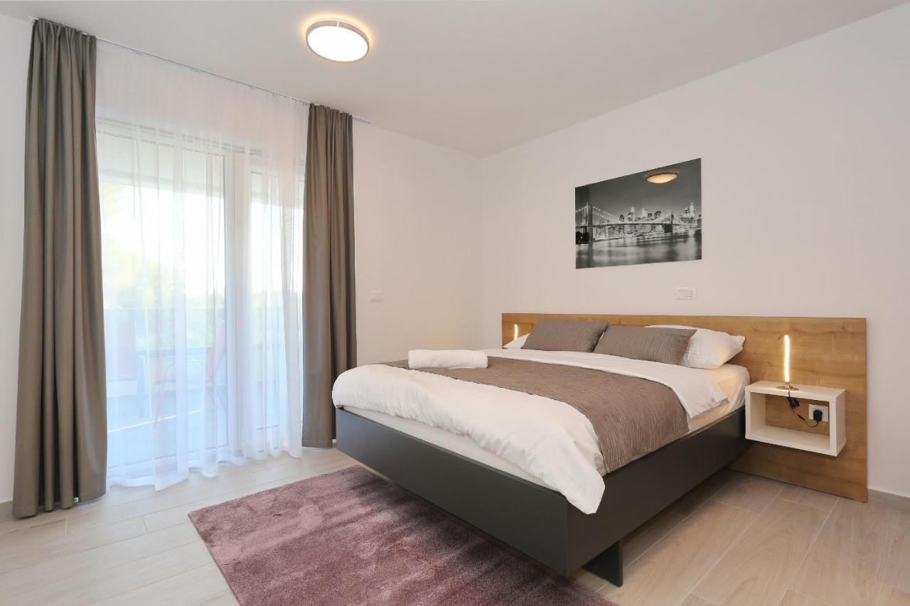 ביוגראד נה מורו Villa Ankora 2 With Heated Pool מראה חיצוני תמונה